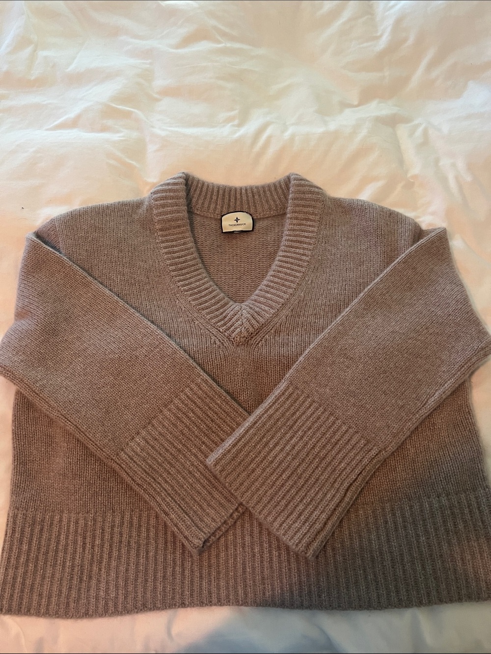 Tuckernuck Rory Cashmere v-neck sweater